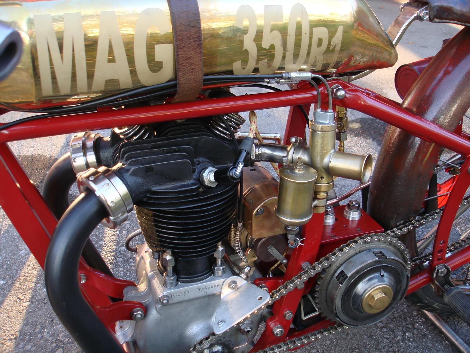 MagRacer001