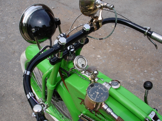 ACE 1921 009