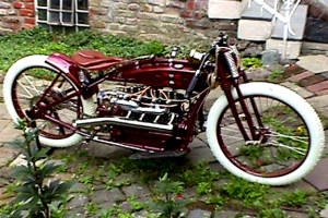Henderson BJ 1922 rechts01